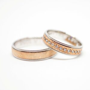 WEDDING RINGS / DIAMONDS